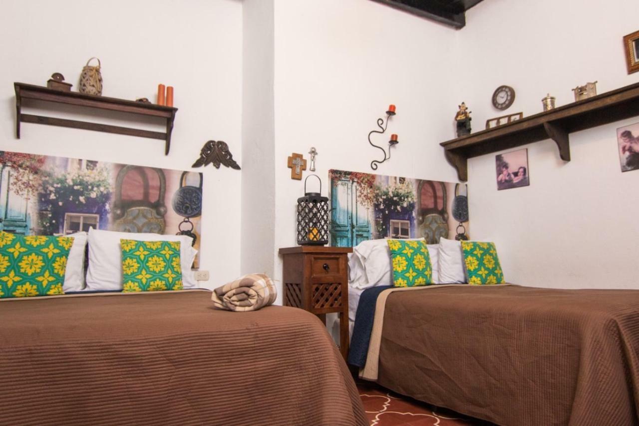 Hotel Posada Del Rosario Antigua Екстериор снимка