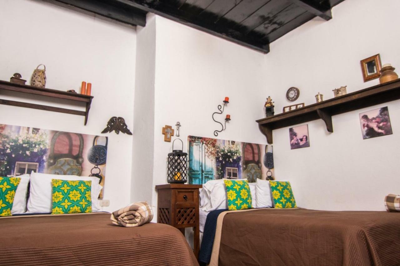 Hotel Posada Del Rosario Antigua Екстериор снимка