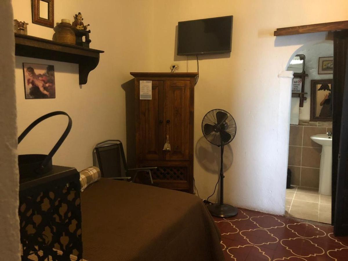Hotel Posada Del Rosario Antigua Екстериор снимка